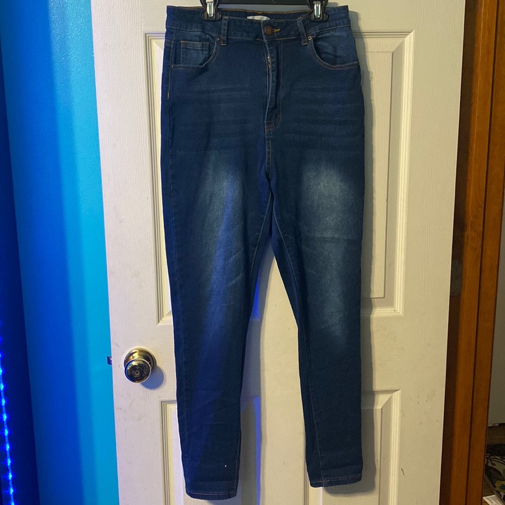 Skinny jeans